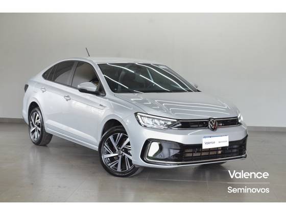 VOLKSWAGEN VIRTUS 1.0 200 TSI HIGHLINE AUTOMÁTICO VOLKSWAGEN VIRTUS 1.0 200 TSI HIGHLINE AUTOMÁTICO